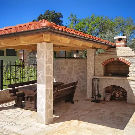 Dragan K1 - A1 First Floor - Mpolo *