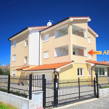 Dragan K1 - A1 First Floor - Mpolo Medulin