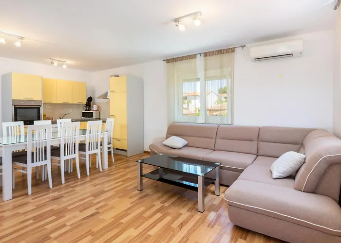 Apartman Dragan K1 - A1 First Floor - Mpolo Medulin