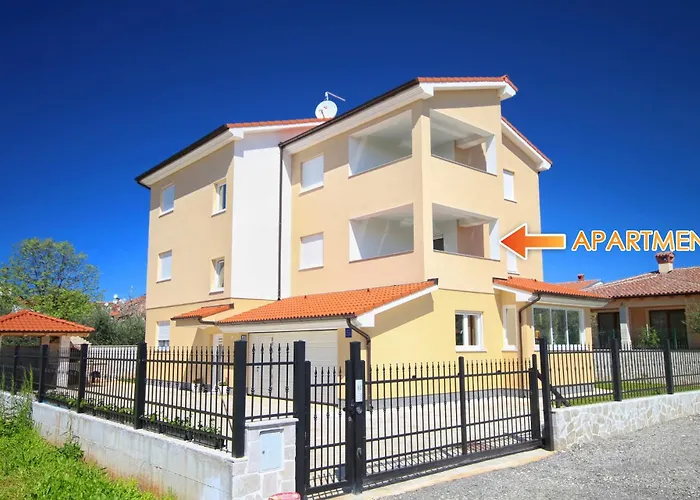 Dragan K1 - A1 First Floor - Mpolo Medulin